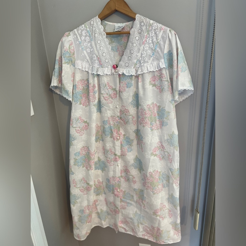 Quiet Moments Vintage Floral Nightgown M
